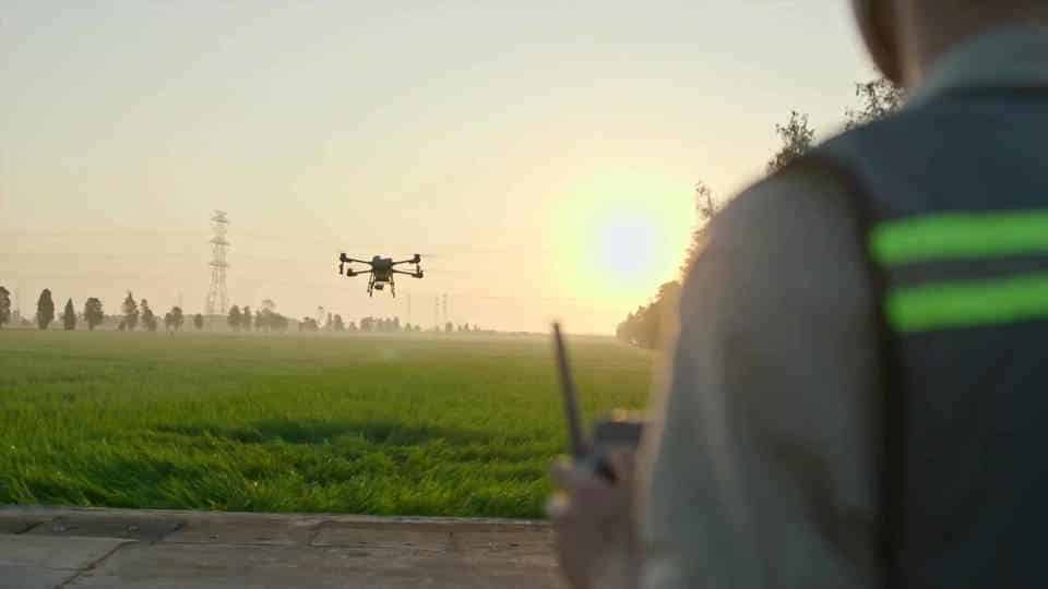 Drone Training: DJI Agras T100